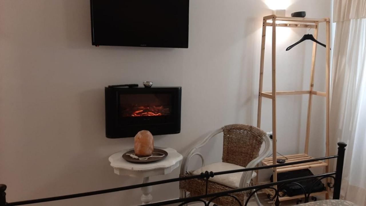 La Nicchia Del Borgo Apartment Taranto Exterior photo
